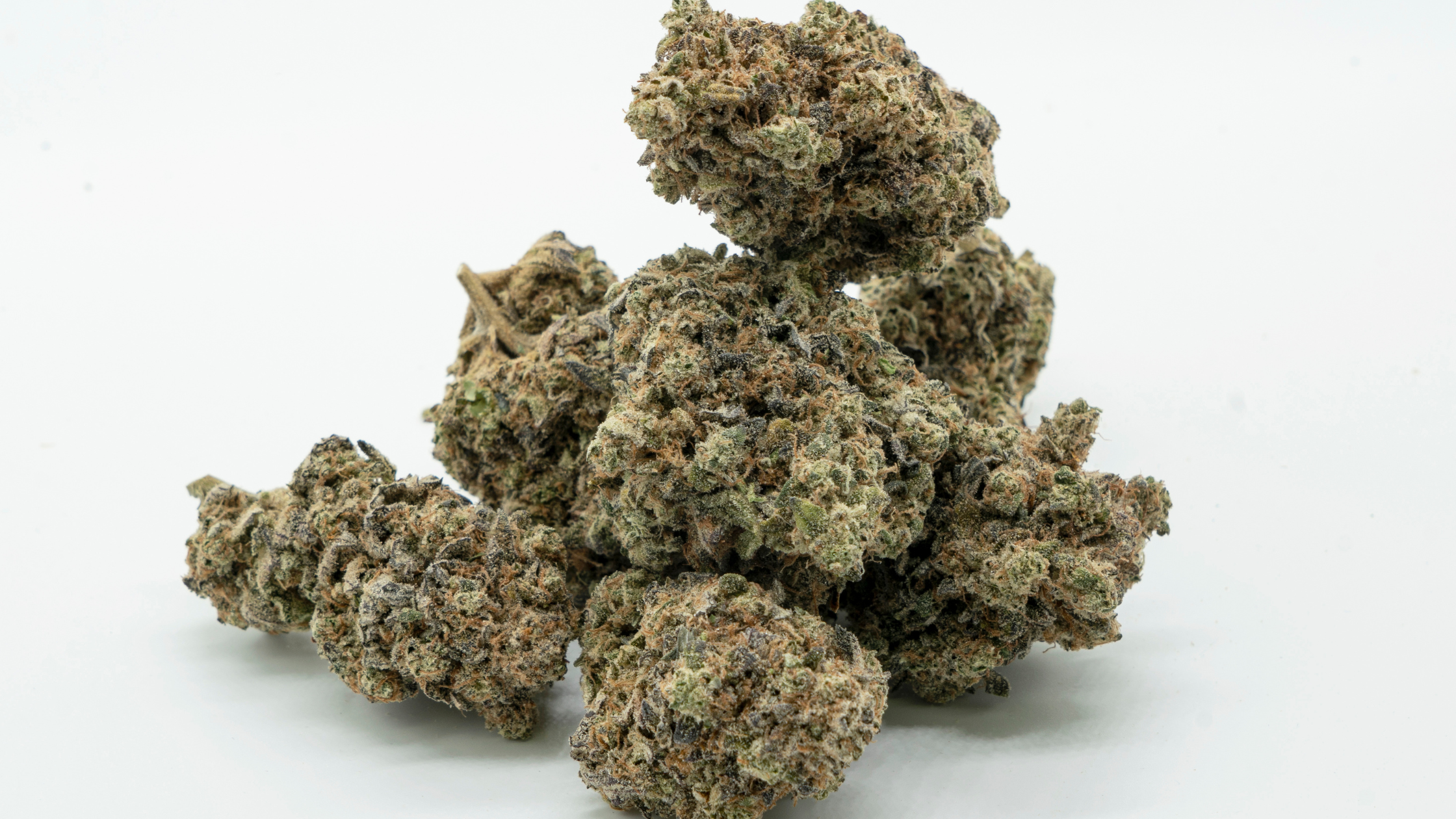 Nouveautés CBD 2025 : fleur CBD Gelato, fleur CBG Strawberry & résine CBD Black Butter Pro